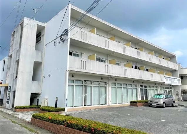 沖縄市古謝 月極駐車場